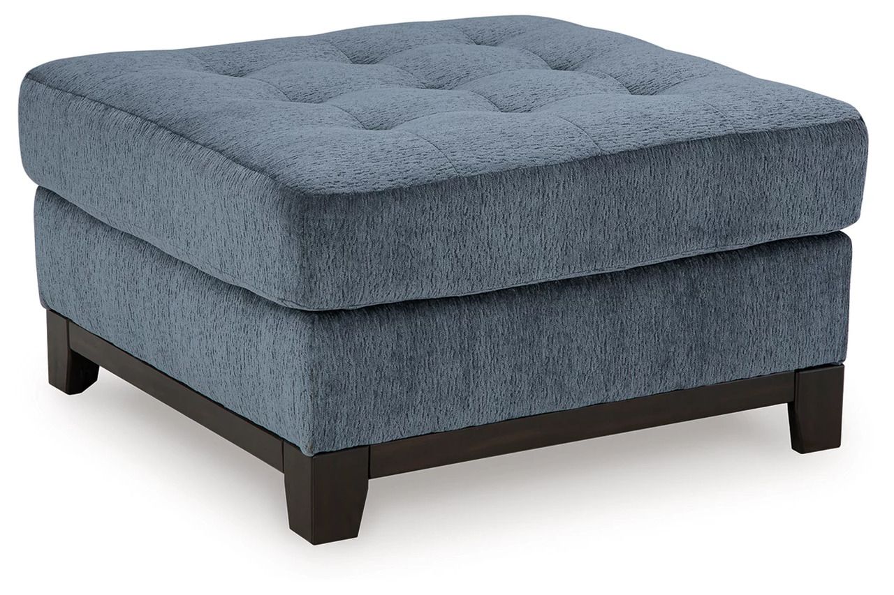 Maxon Place 3-Piece Sectional with Chaise In Navy 33003S2