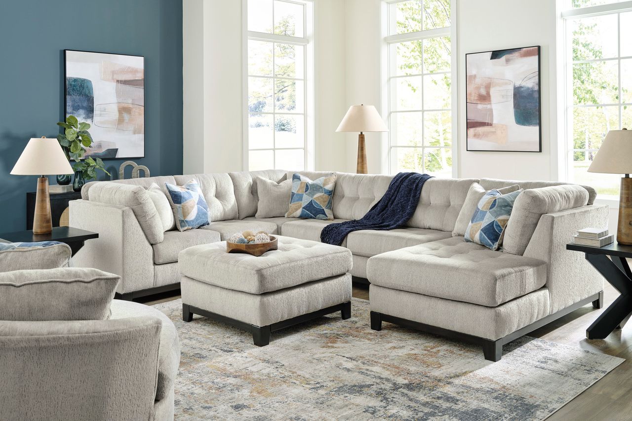 Maxon Place 3-Piece Sectional with Chaise In Stone 33004S1