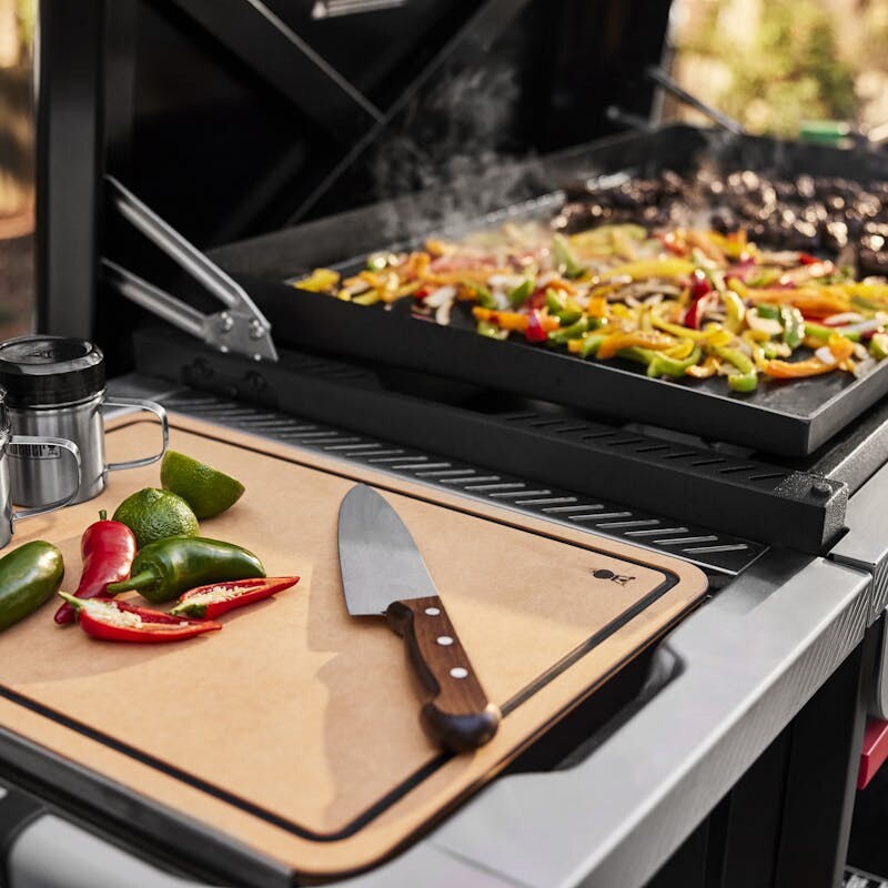 Weber Works™ Cutting Board 3400127