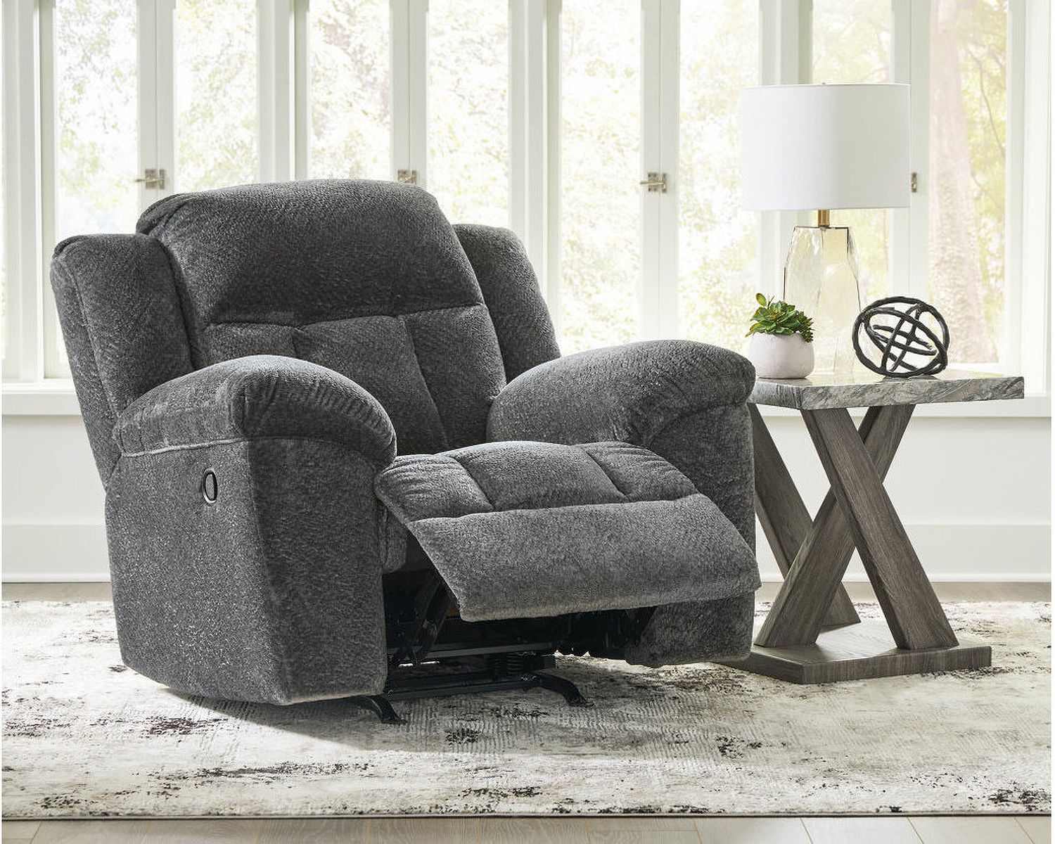 Frohn Recliner In Graphite 3740625