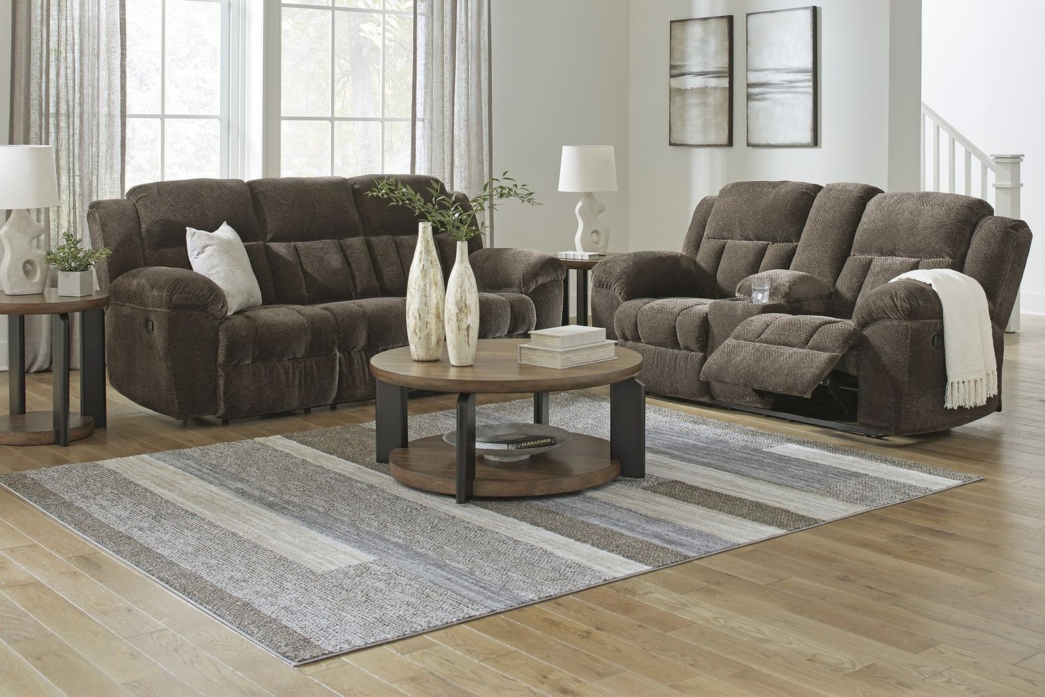 Frohn Reclining Loveseat with Console In Chocolate 3740794