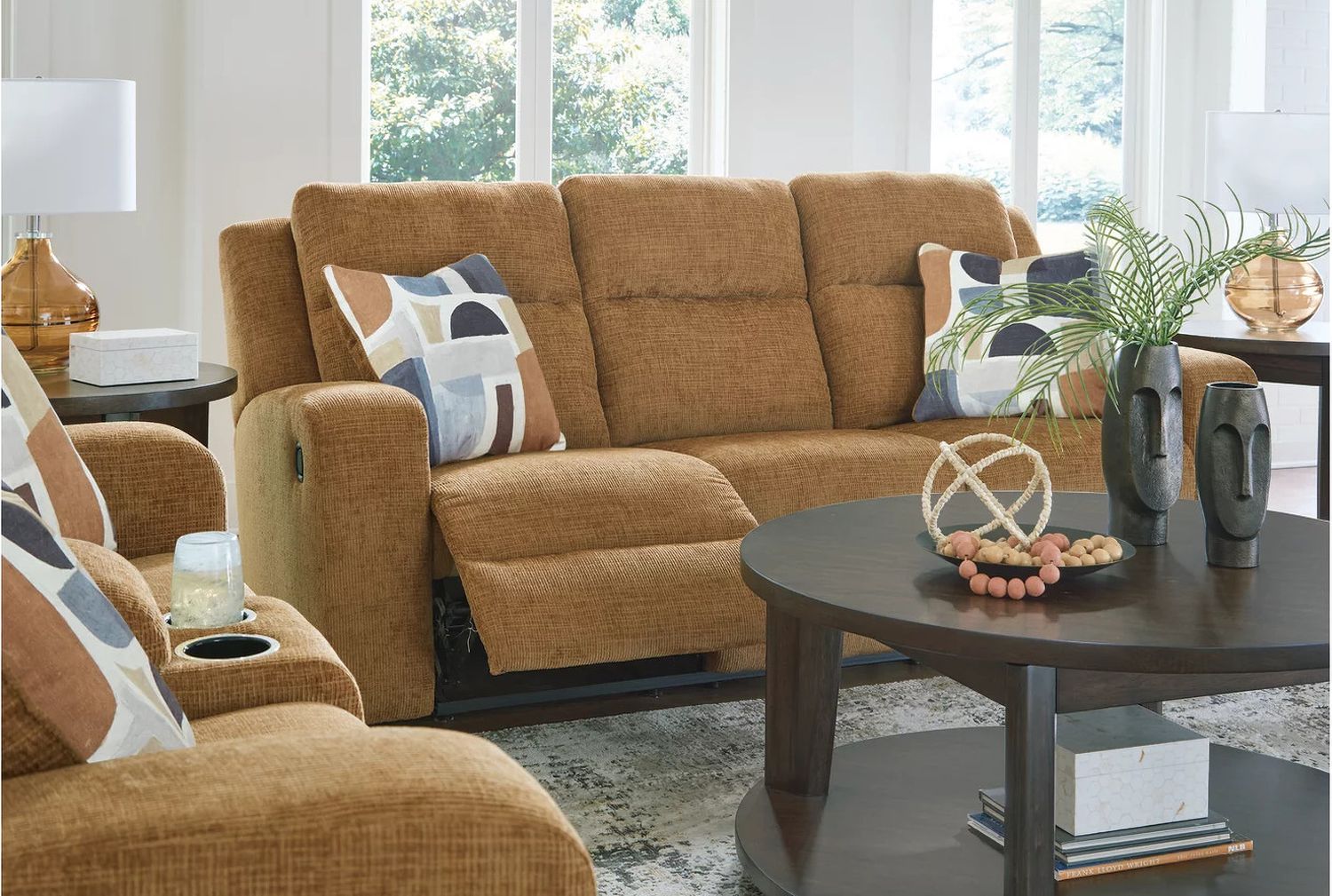 Kanlow Reclining Sofa In Honey 3860588