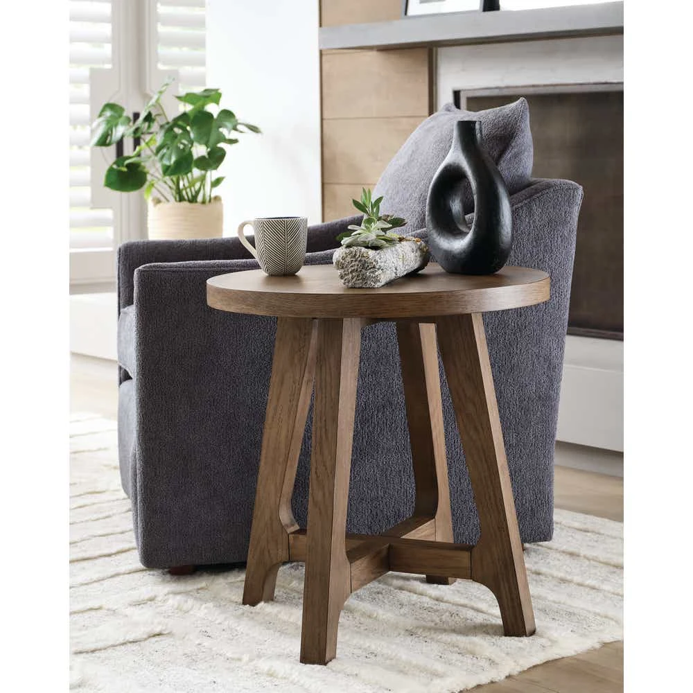 Weisman Round End Table 388916