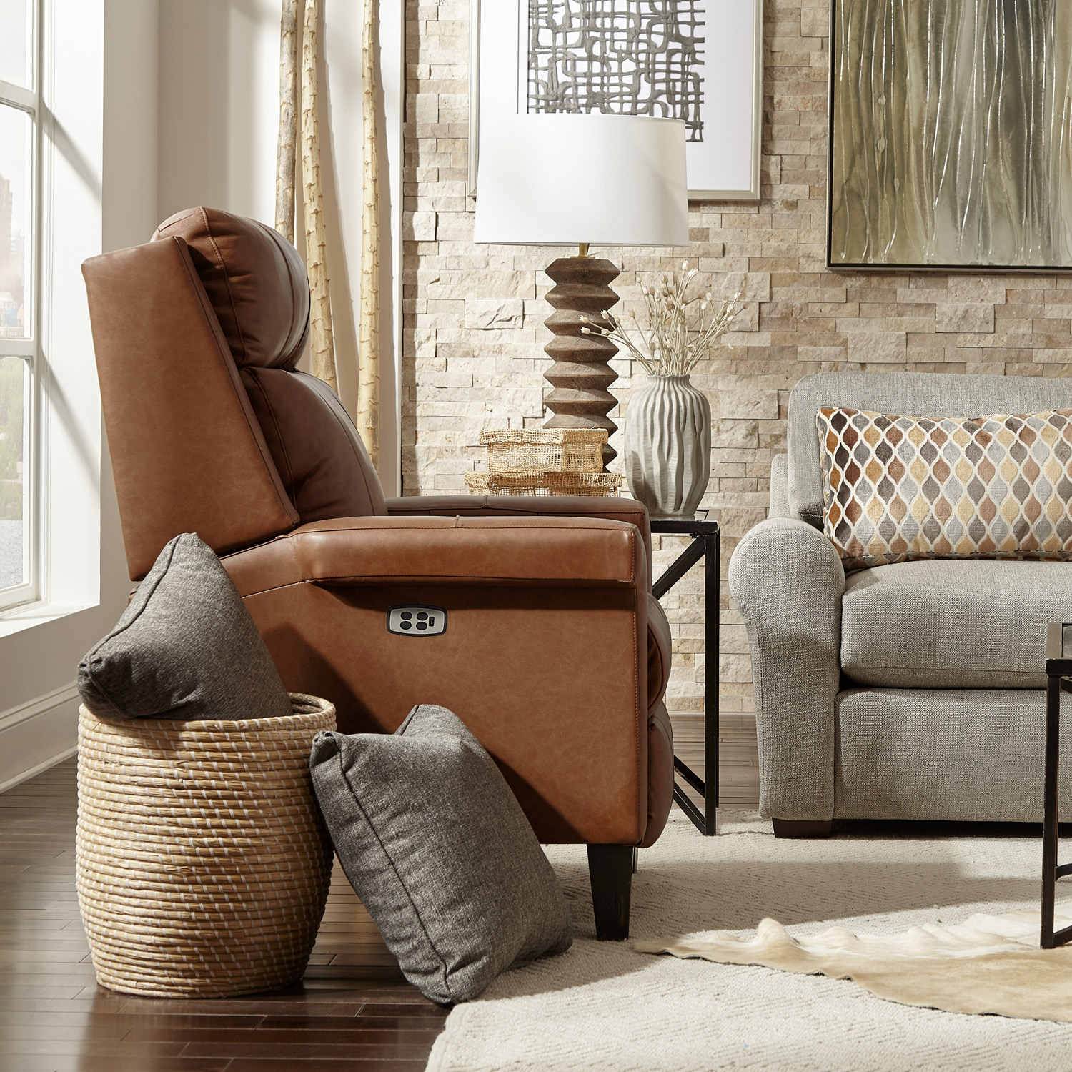 Prima - High-leg Recliner - Dark Walnut - 3L40DW 3L40DW