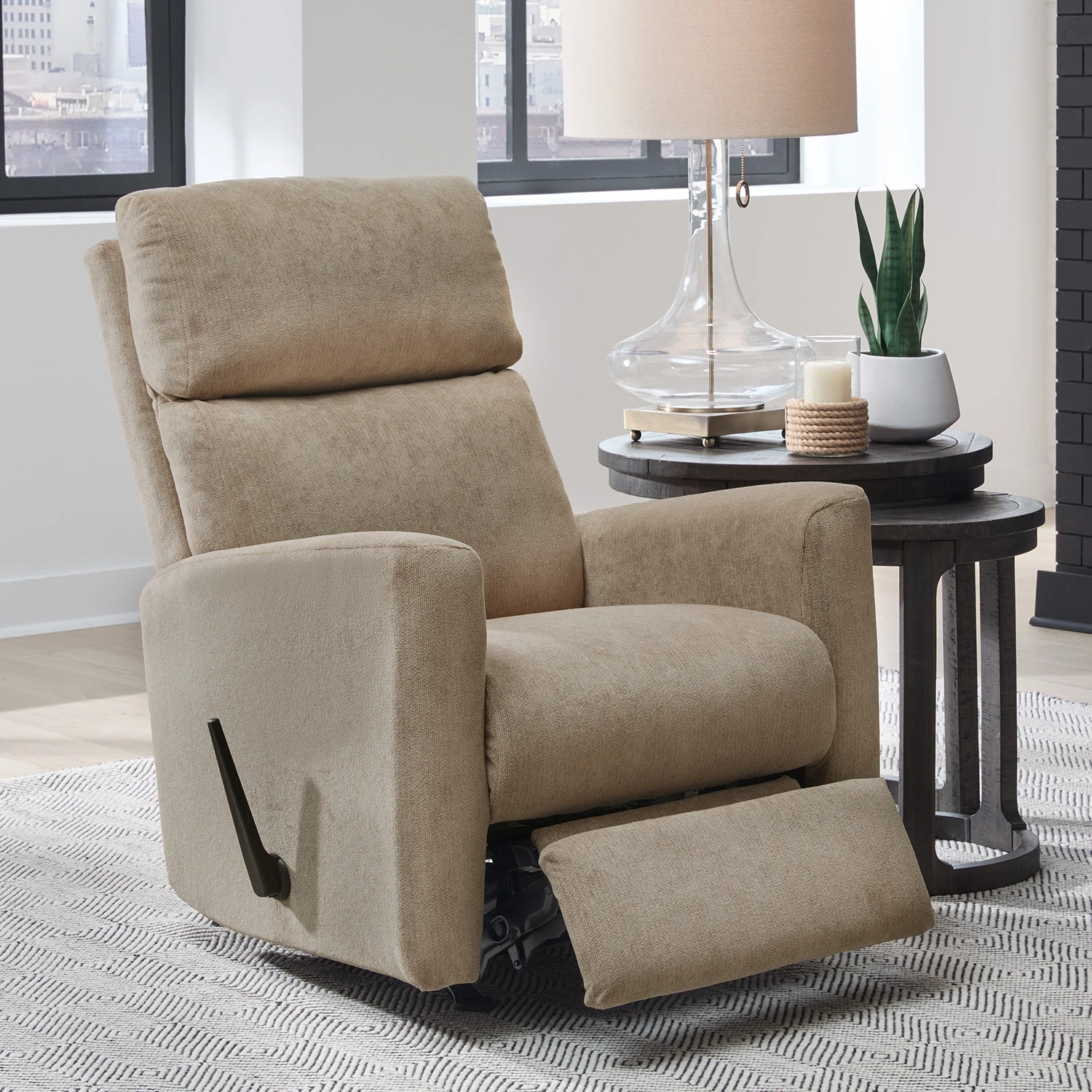 Cella - Clean Style. Cozy Recline. - 3N24 3N24