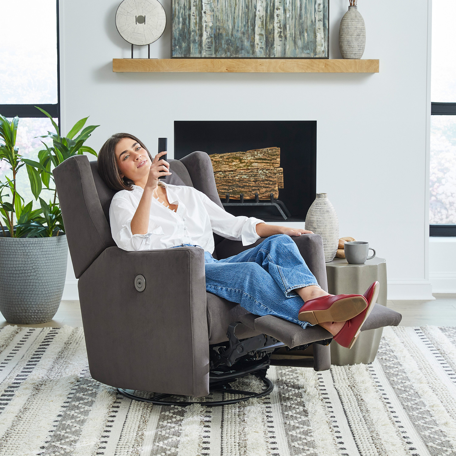 Lillian - Modern Styled Swivel Glider Recliner - 3NI15 3NI15