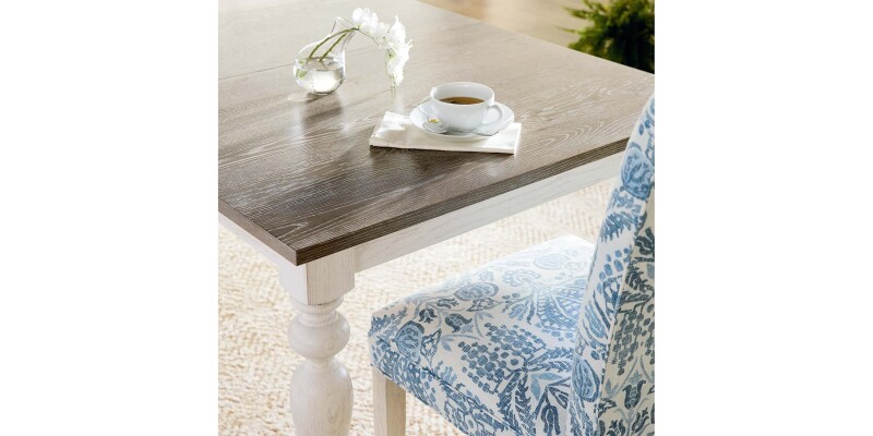 Amelia Oak Rectangle Dining Table with Leaf 41224060LF1SCV