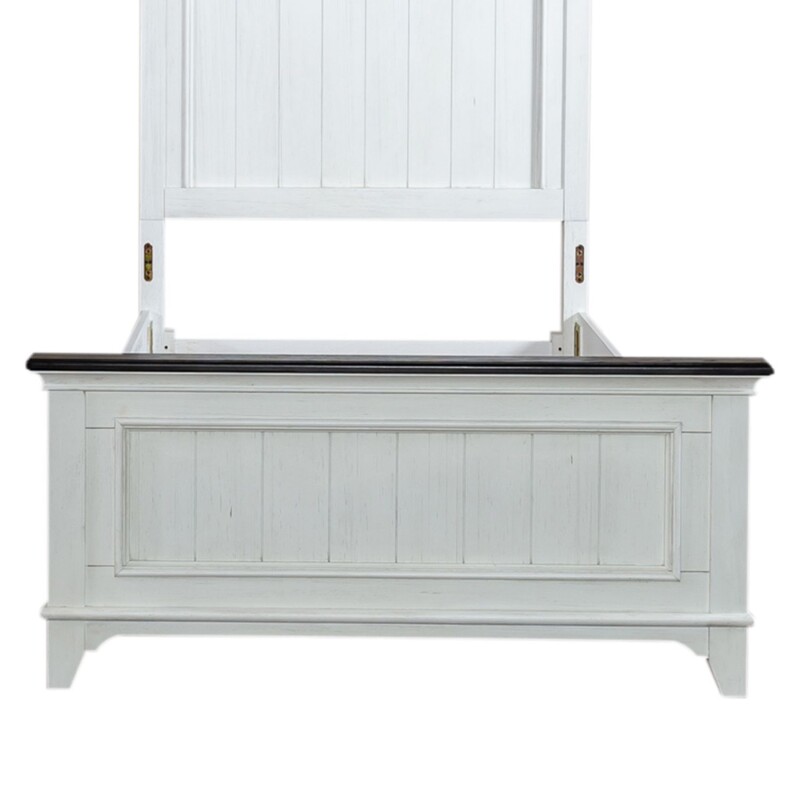 Allyson Park Full Panel Footboard 417BR18