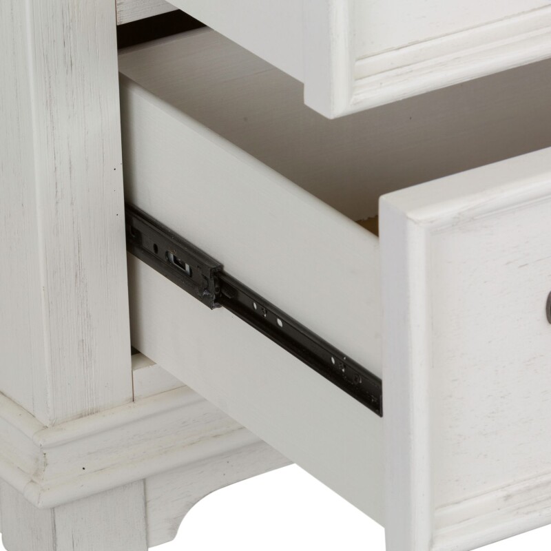 Allyson Park 5 Drawer Chest 417BR41
