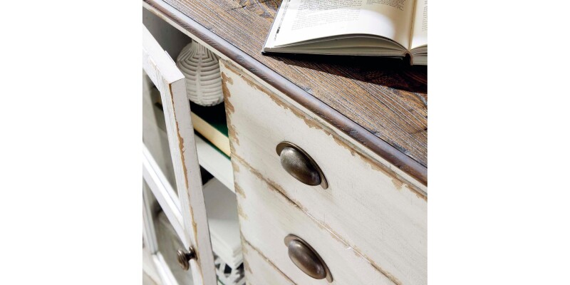Avondale Sideboard 44050309