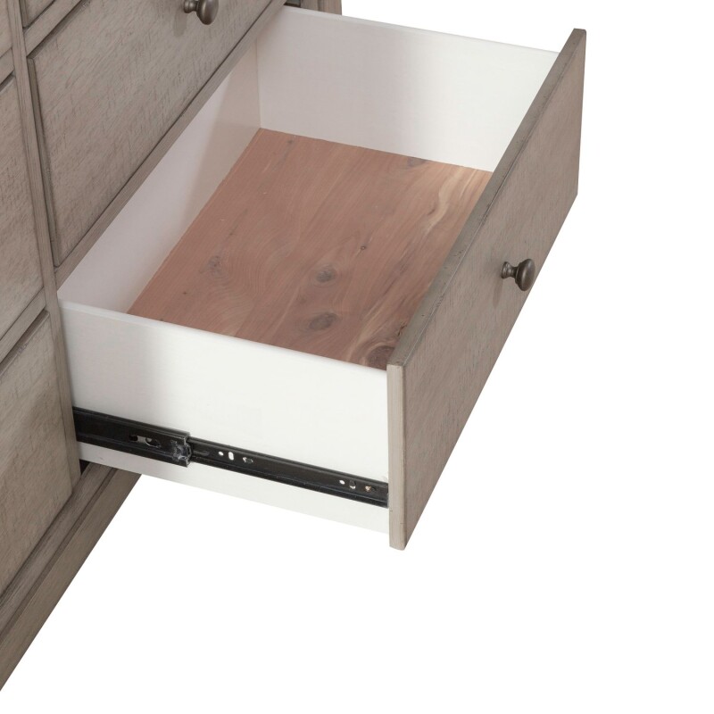 Ivy Hollow 11 Drawer Chesser 457BR32
