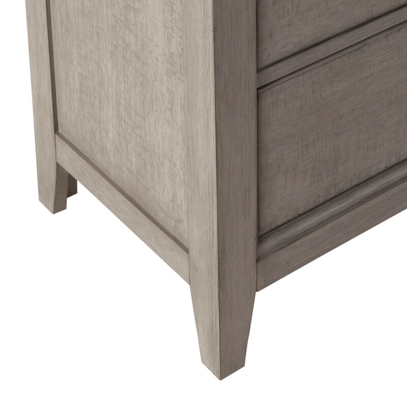 Ivy Hollow 11 Drawer Chesser 457BR32
