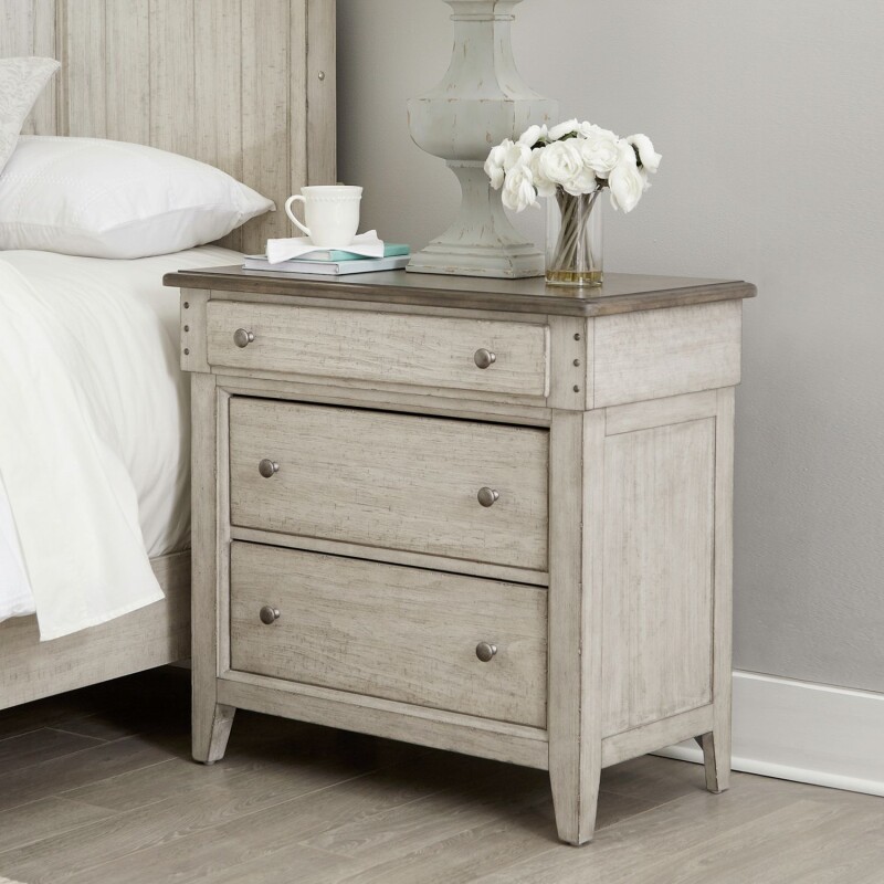 Ivy Hollow 3 Drawer Bedside Chest w/ Charging Station 457BR62