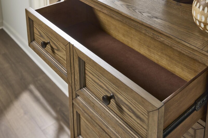 4650 Beacon Hill BR Dresser 46501200