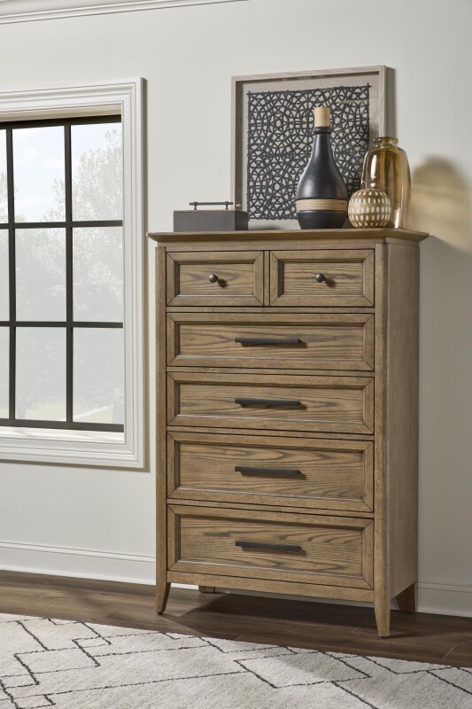 4650 Beacon Hill BR Drawer Chest 46502200