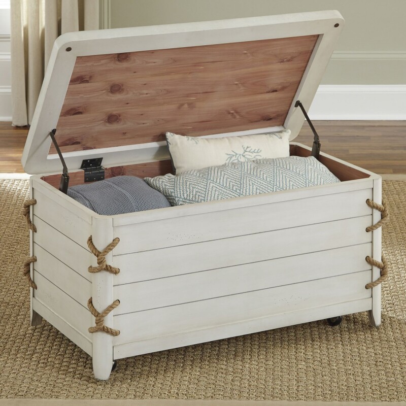Dockside Storage Trunk 469OT1012