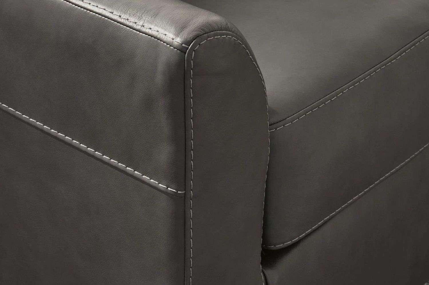 Valderno 2-Piece RAF Sectional With Chaise In Fog 47804S1