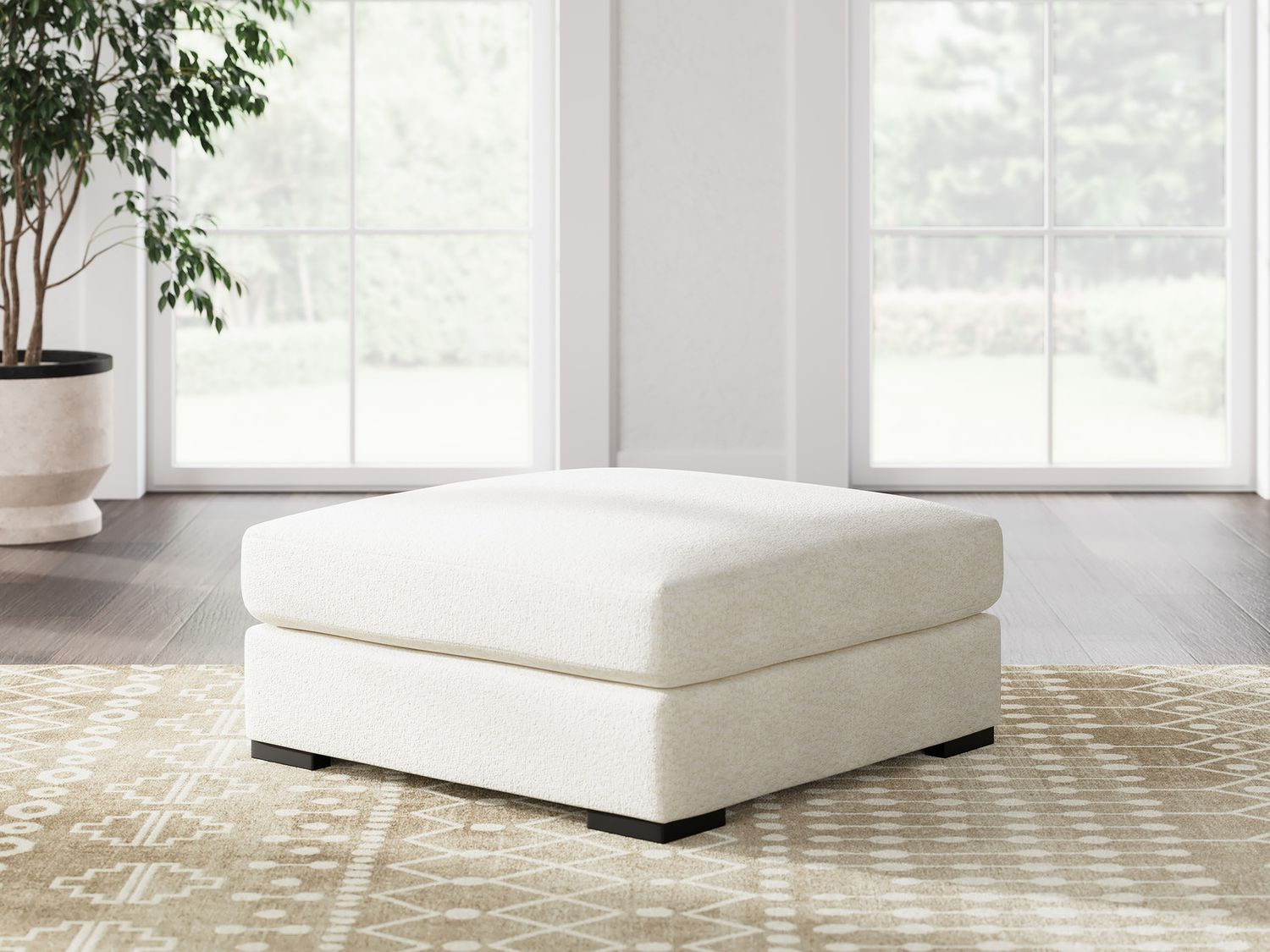 Donelson Creek 6-Piece Sectional and Ottoman In Vanilla 48002U2