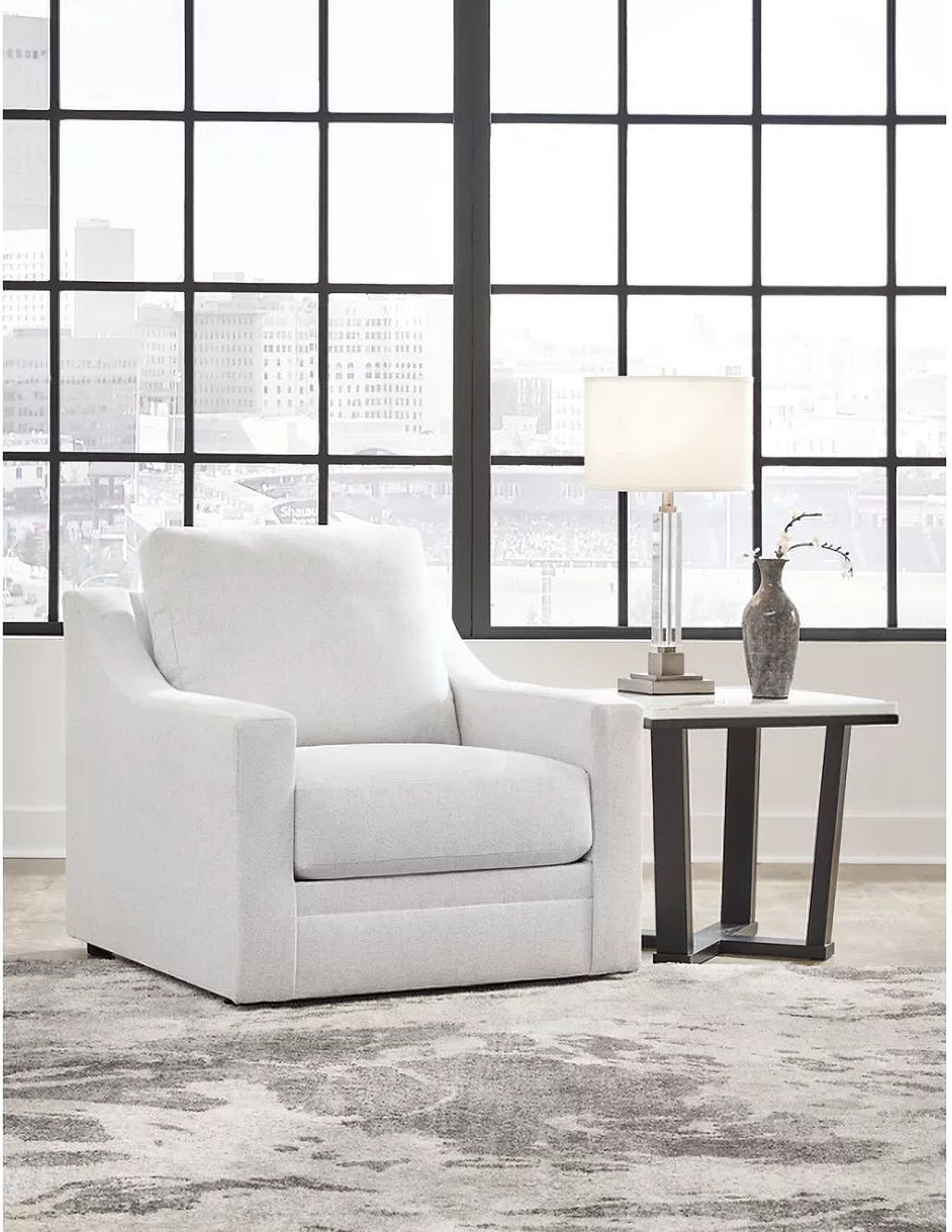 Maitelynn Chair In Chalk 4820220