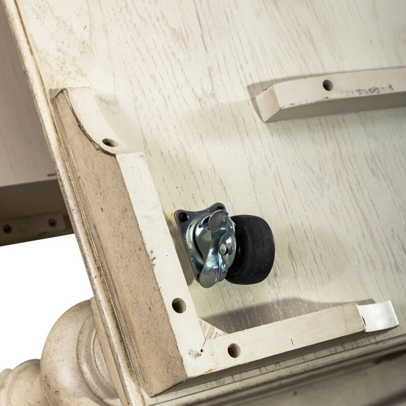 Morgan Creek Drawer Square Cocktail Table 498OT1012