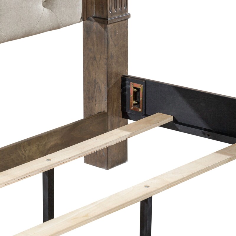 Carlisle Court King Poster Bed 502BRKPS