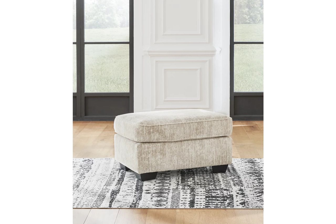 Lonoke Living Room Set In Parchment 50505U1
