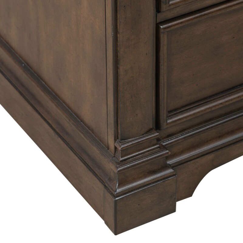 Arden Road 8 Drawer Dresser 512BR31