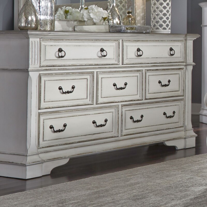 Abbey Park 7 Drawer Dresser 520BR31