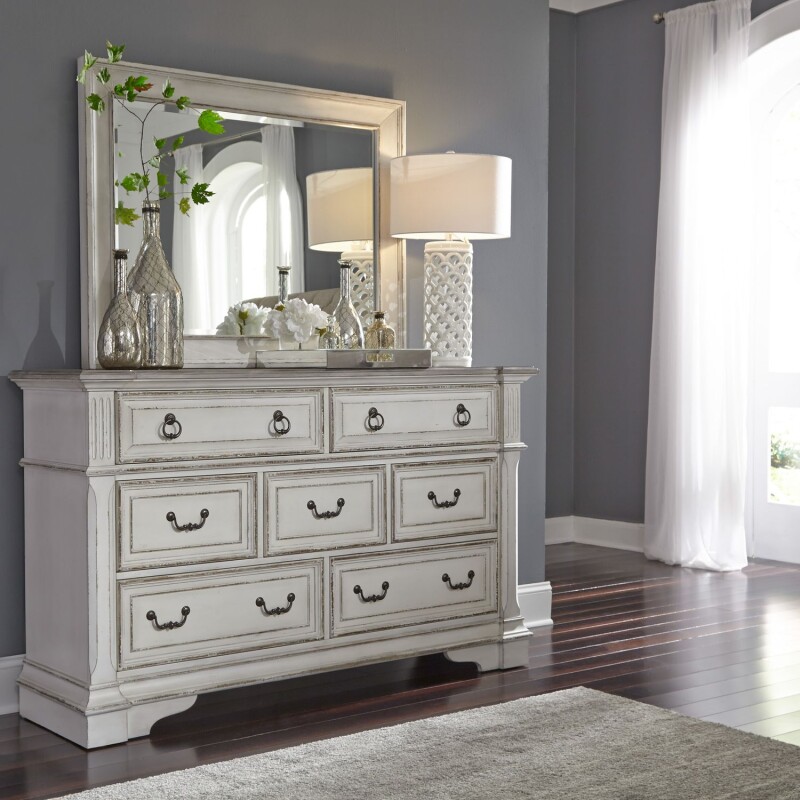 Abbey Park King California Panel Bed, Dresser & Mirror, Night Stand 520BRCPBDMN