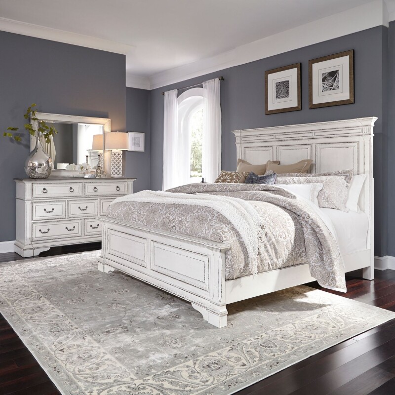 Abbey Park King Panel Bed, Dresser & Mirror 520BRKPBDM
