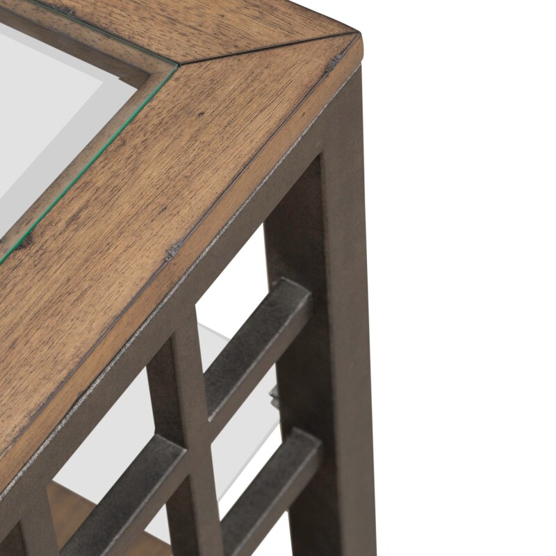 Bayhill Trellis End Table 525OT1020