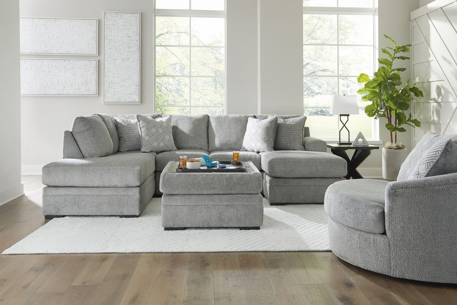 Casselbury Oversized Swivel Accent Chair In Cement 5290621