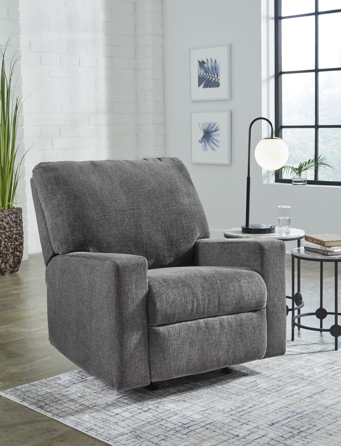 Rannis Rocker Recliner In Pewter 5360225