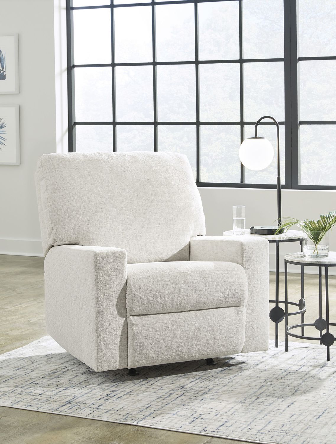 Rannis Rocker Recliner In Snow 5360325