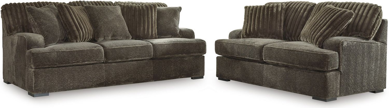 Aylesworth Sofa In Chocolate 5370238