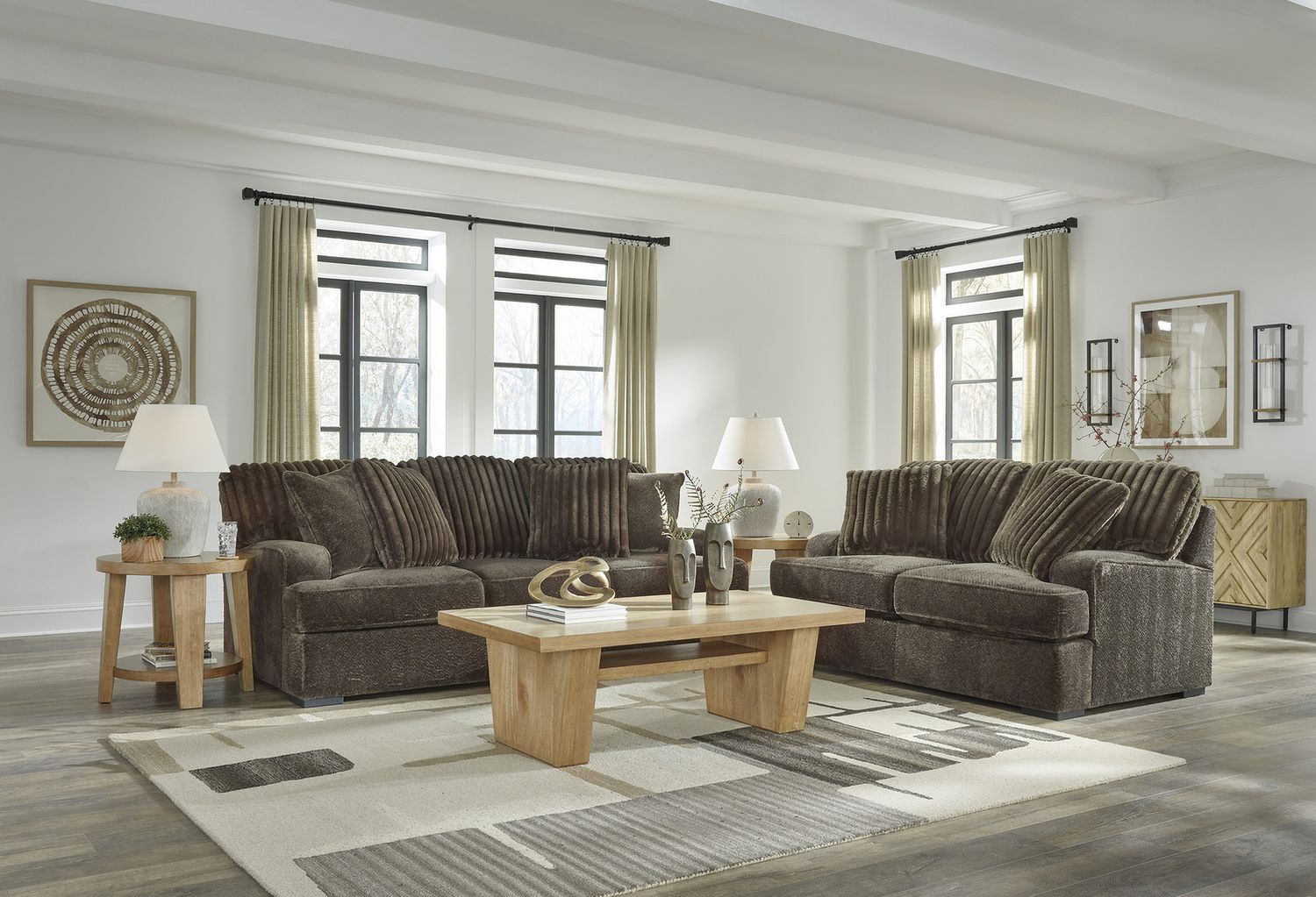 Aylesworth Sofa In Chocolate 5370238