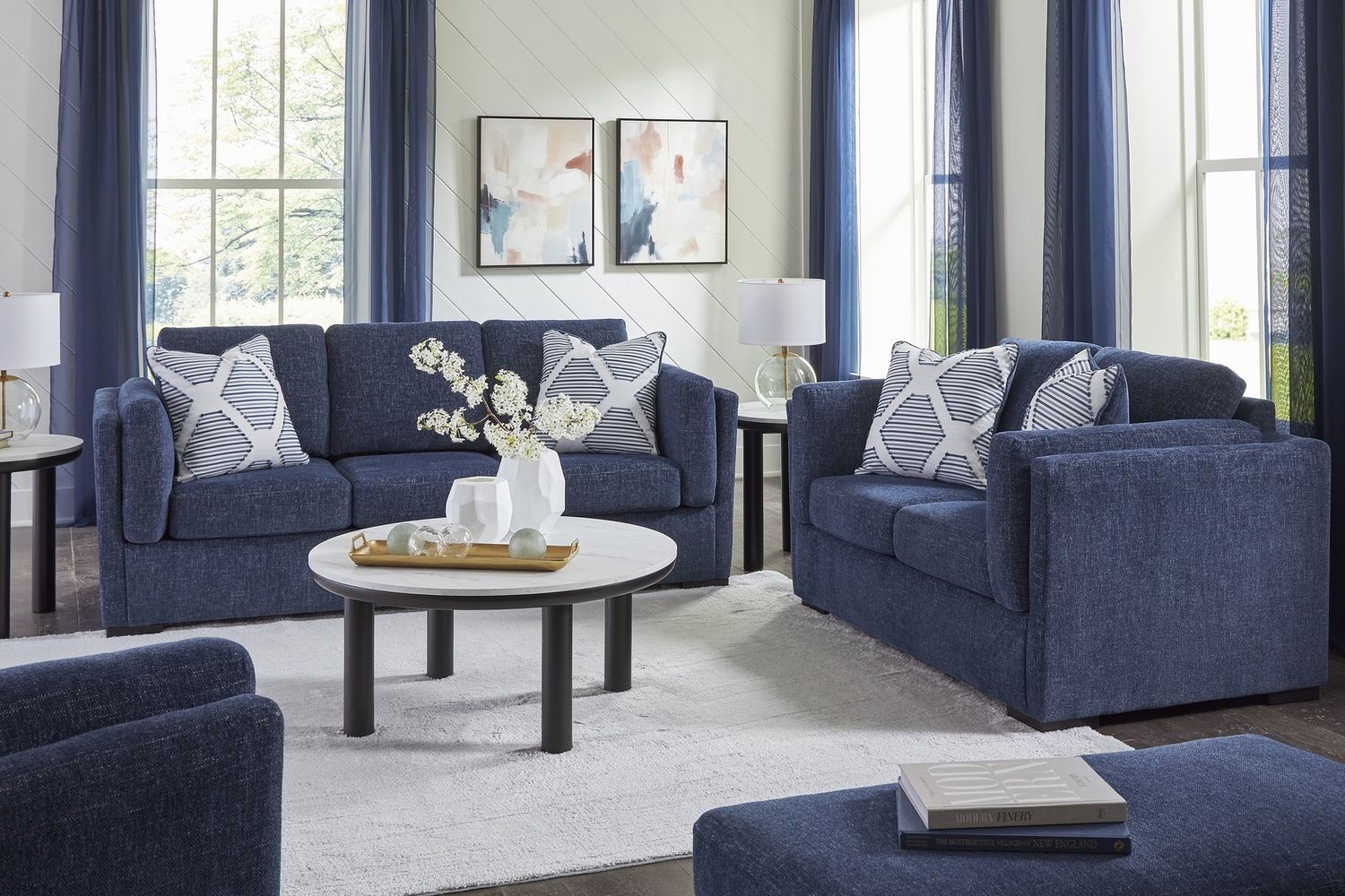 Evansley Ottoman In Navy 5450214