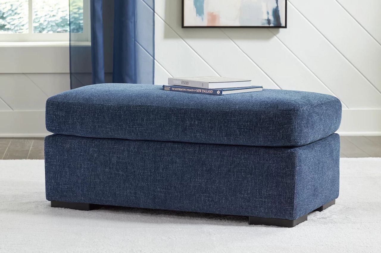 Evansley Living Room Set In Navy 54502U2