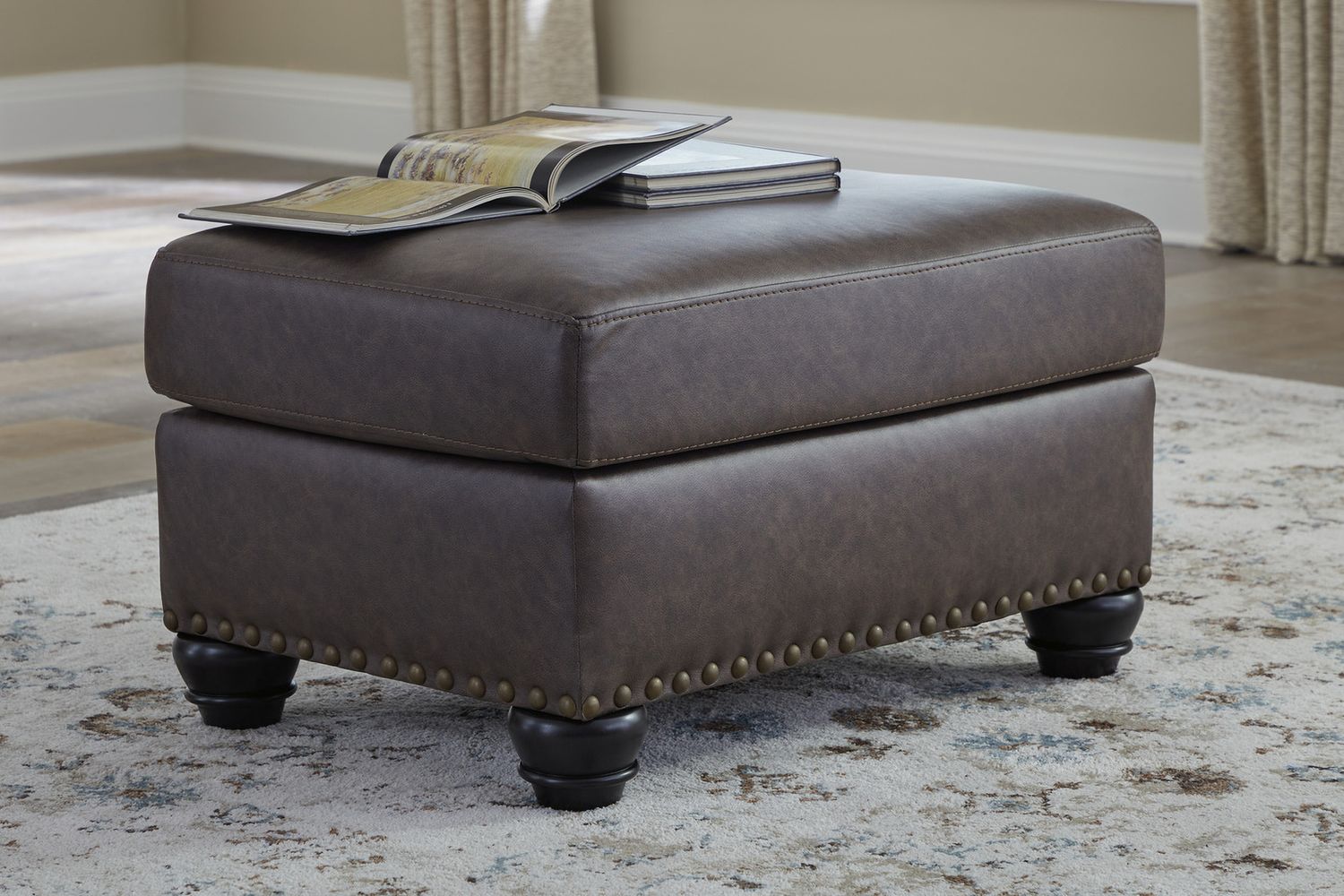 Roxmere Ottoman In Umber 5550314