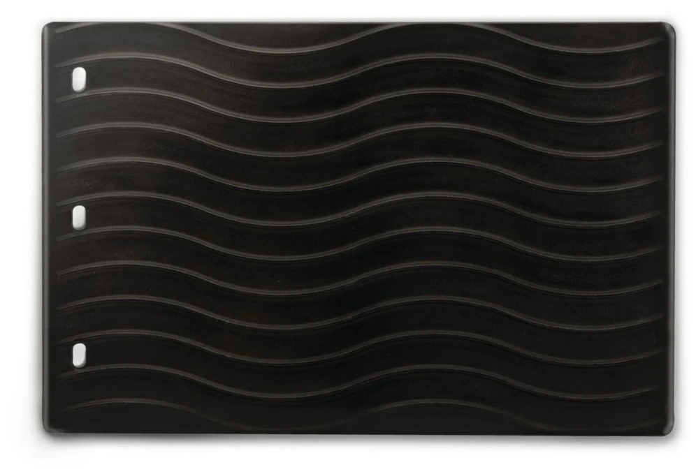 Cast Iron Reversible Griddle for Rogue® 365 / 525 Model Grills 56365