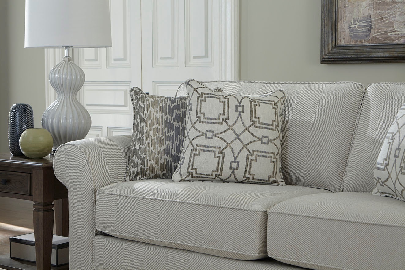 Brantley Loveseat 5636
