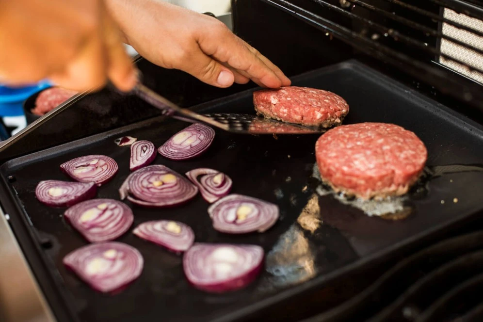 Cast Iron Reversible Griddle for Rogue® 425 / 625 and Freestyle™ 56425