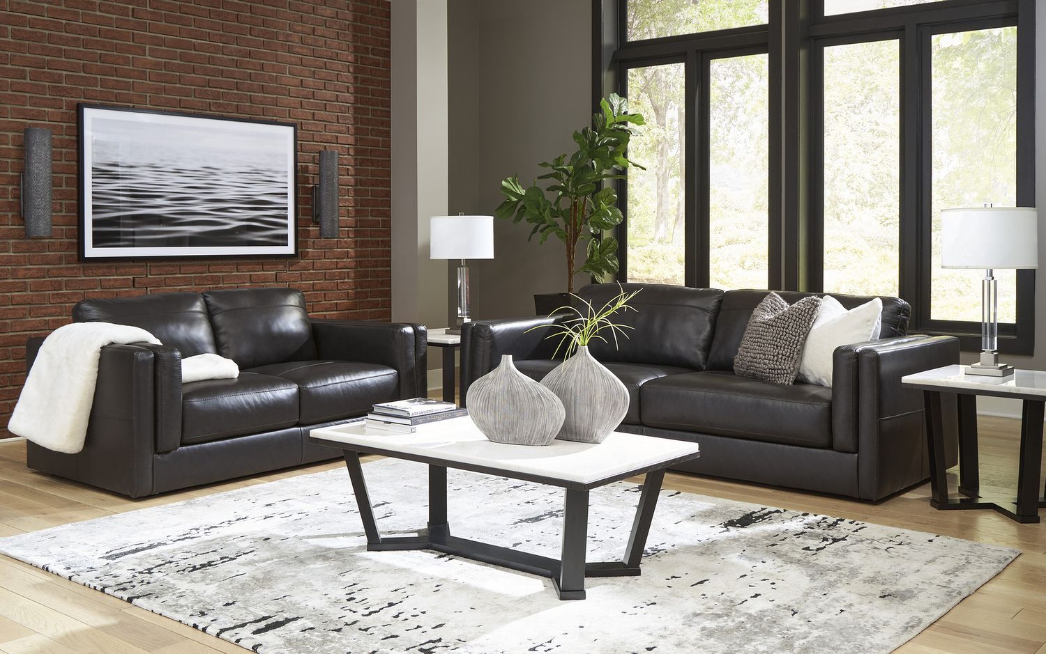 Amiata Loveseat In Onyx 5740535