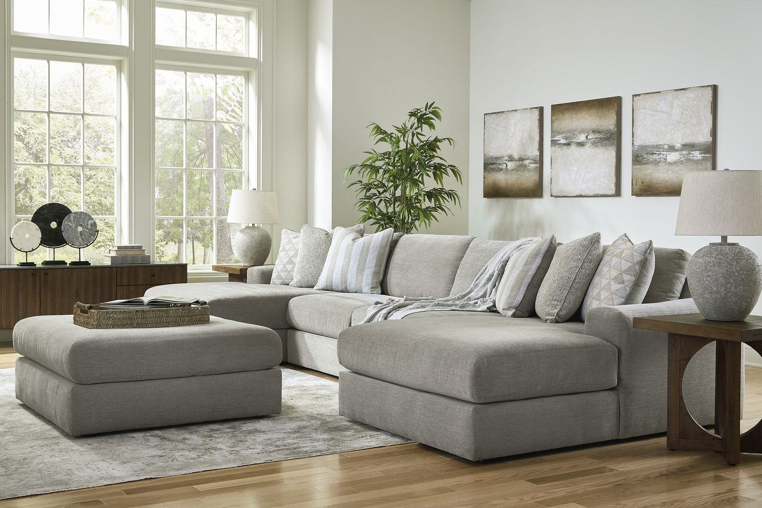 Avaliyah Oversized Accent Ottoman In Ash 5810308