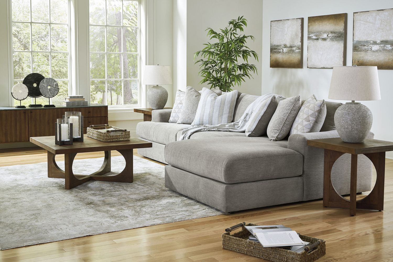 Avaliyah 3-Piece RAF Sectional With Chaise In Ash 58103S4