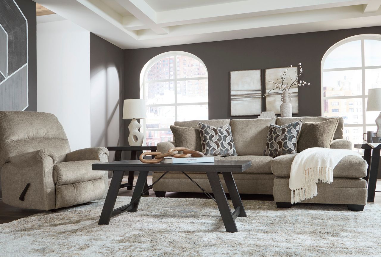 Stonemeade Sofa Chaise In Taupe 5950418