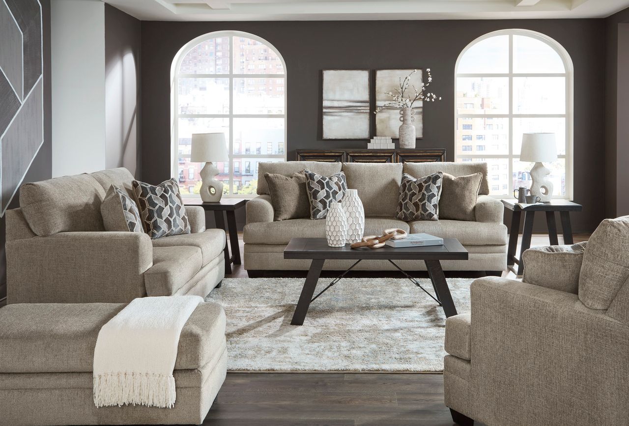 Stonemeade Sofa In Taupe 5950438