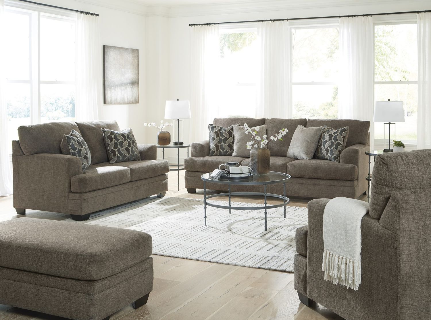 Stonemeade Oversized Chair In Nutmeg 5950523