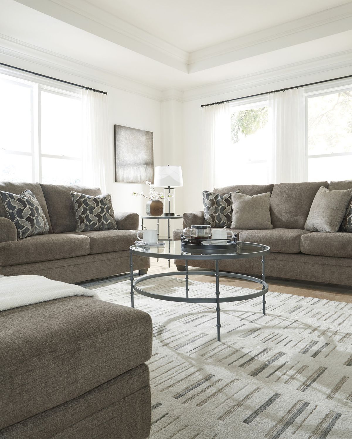Stonemeade Sofa In Nutmeg 5950538