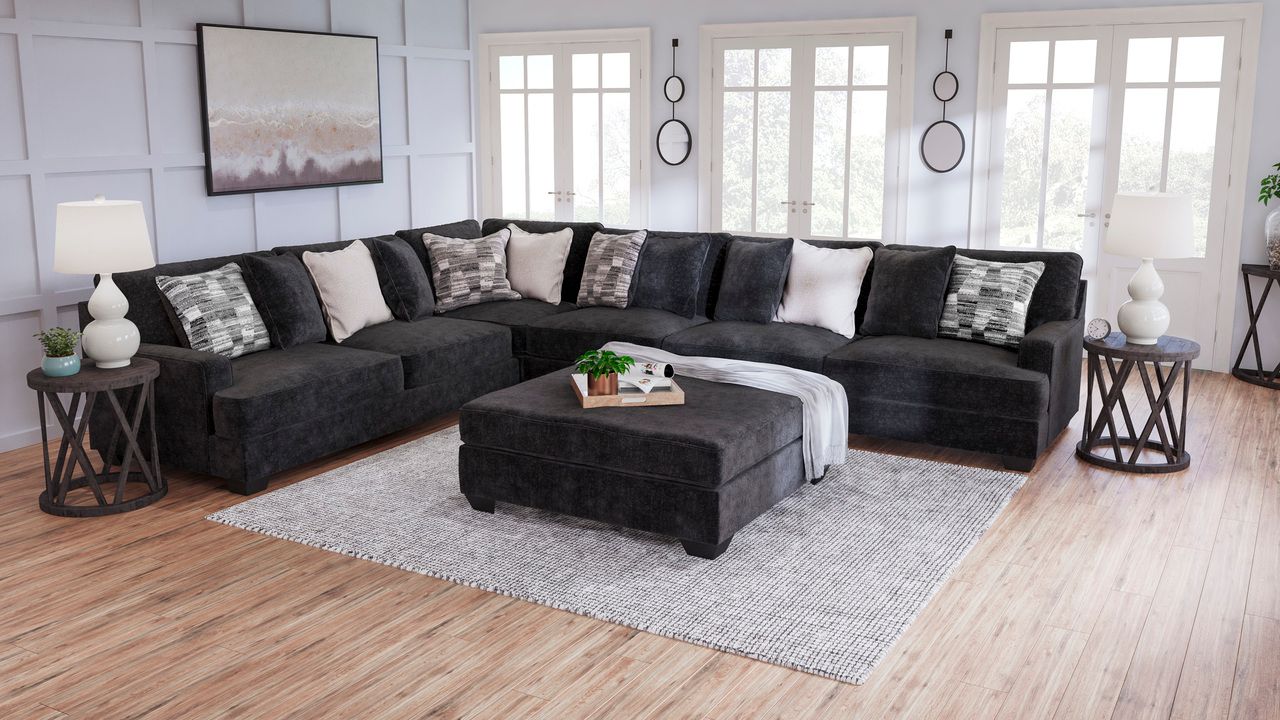 Lavernett 4-Piece Sectional In Charcoal 59603S2